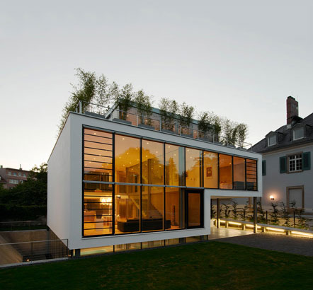 modern-house-light-r