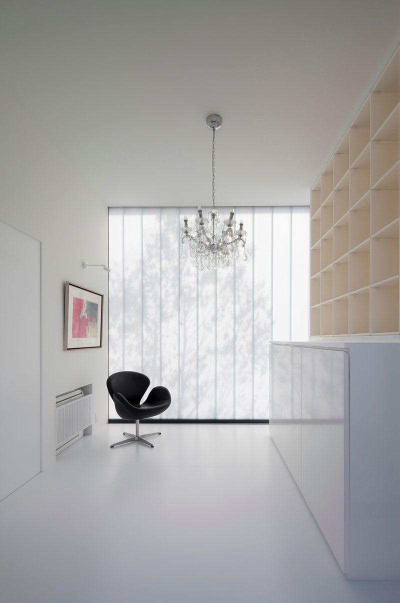 Modern Japanese house reading nook with chandelier