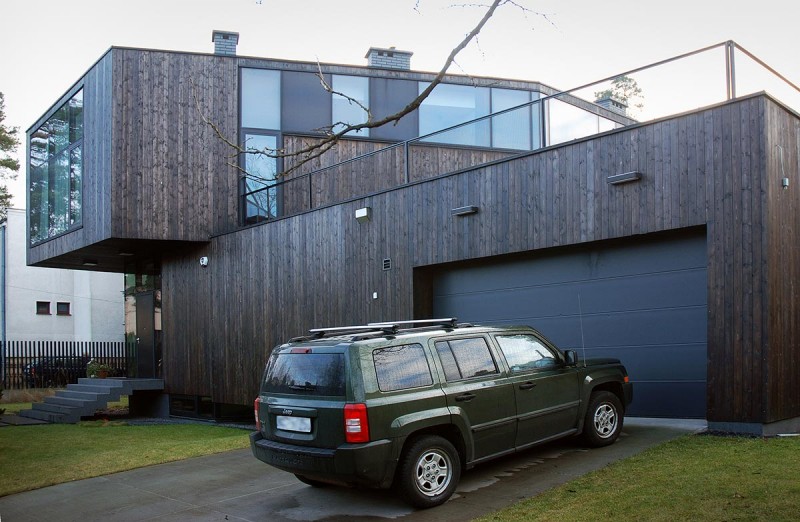 modern l house sda 800x522 - House under the oak