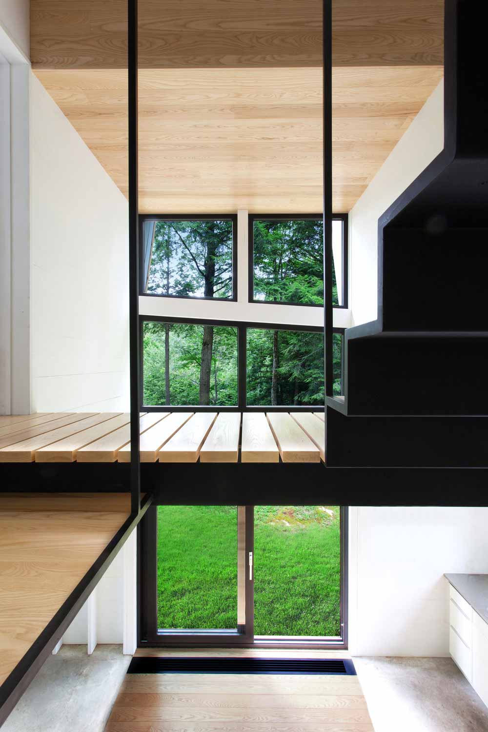 modern mountain cabin windows yh2 - La Colombière