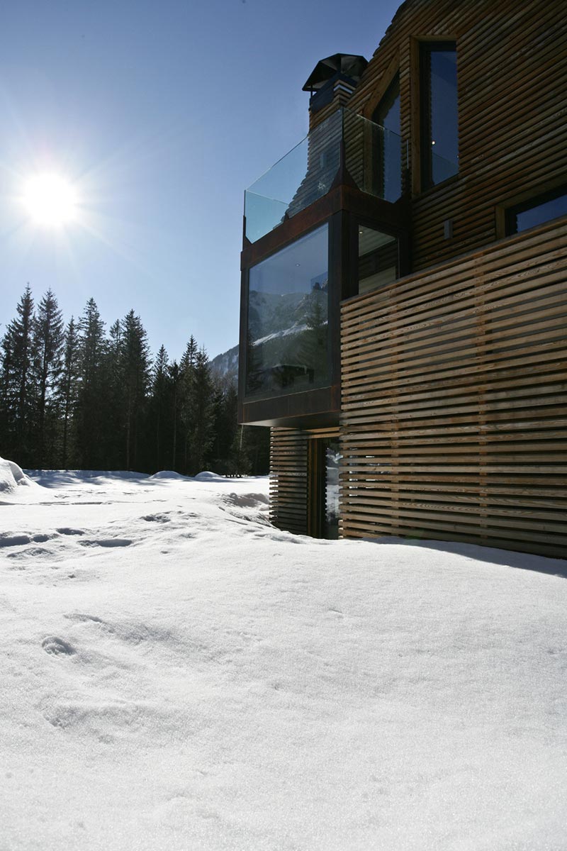 modern-mountain-chalet-ca3