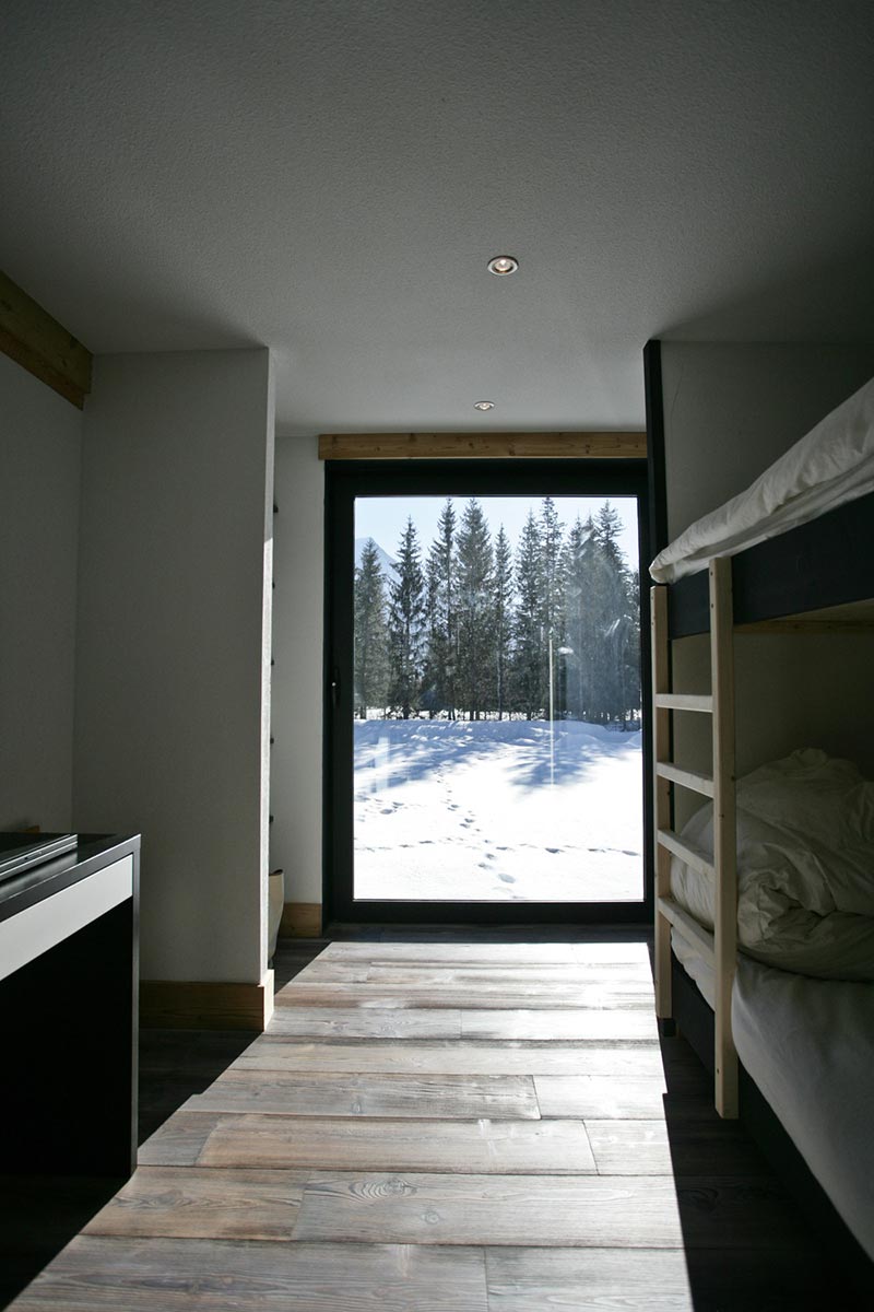 modern-mountain-chalet-ca5