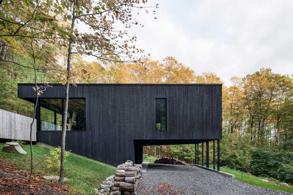 modern mountain home side ag - The Rock