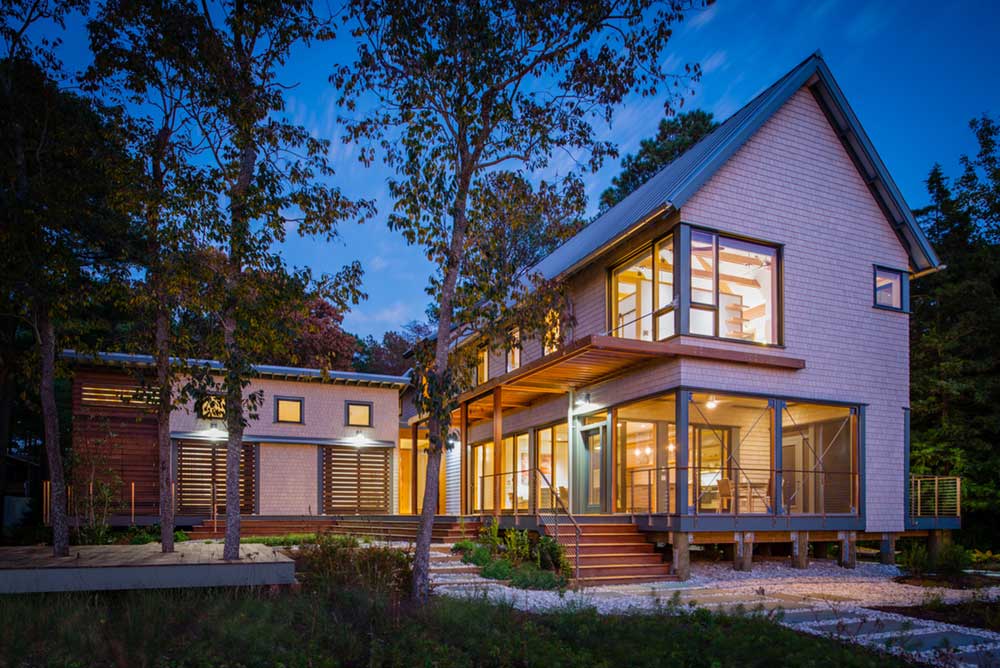 modern river house exterior ga - Home on the Intracoastal Waterway