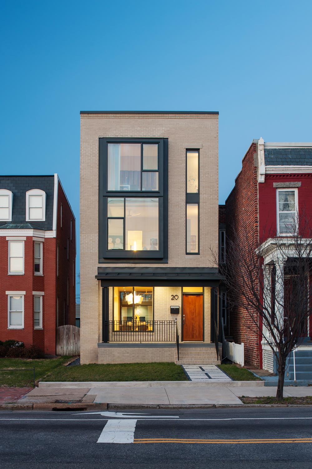 Modern Row House Design  With Amazing Skylight In Richmond 