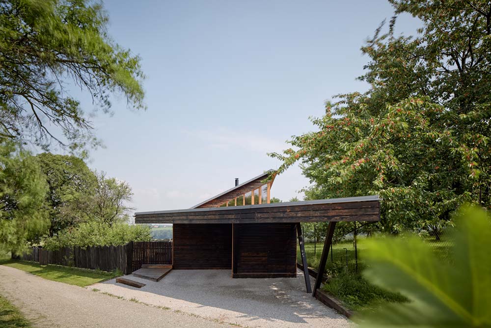 modern rural home design entry - Chestnut House