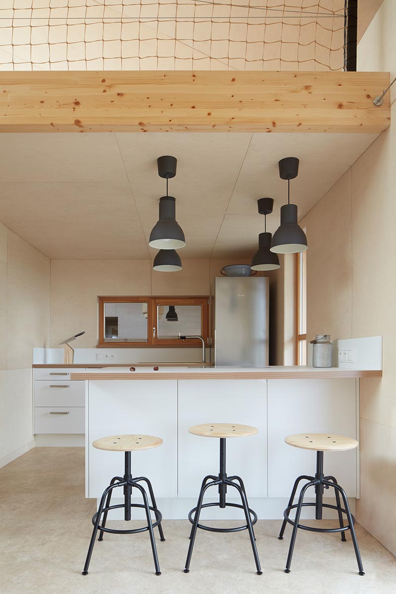 modern rural home kitchen design - Chestnut House