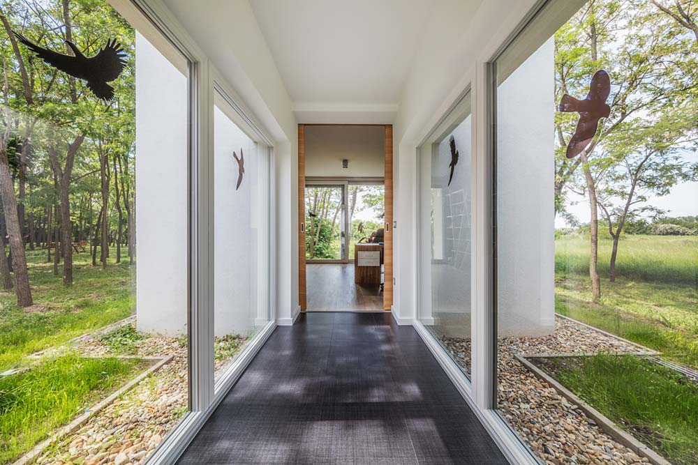 modern wooden house hallway arc - Modern Wooden House