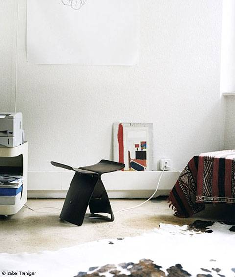 modern-wooden-stool-butterfly