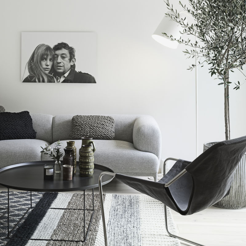 monochromatic interiors andl - Annedal Apartment