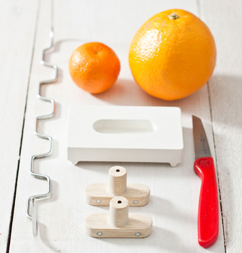 orange peel hangers 2 - Orange Peel Hangers : Giving It A “Second Chance”