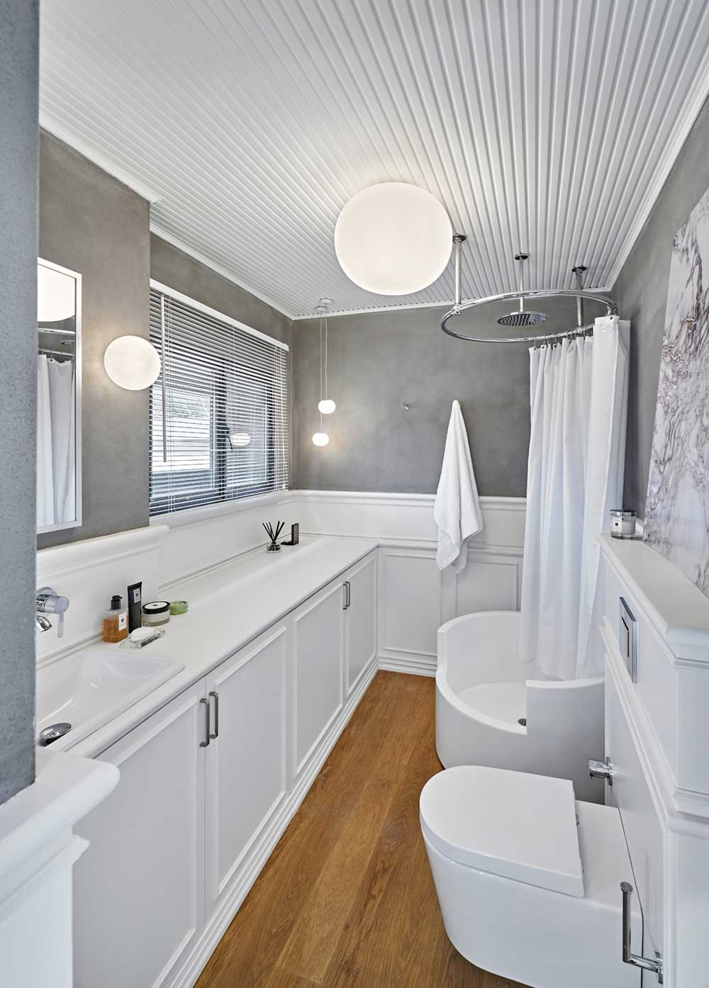 Master Bathroom With Round Shower