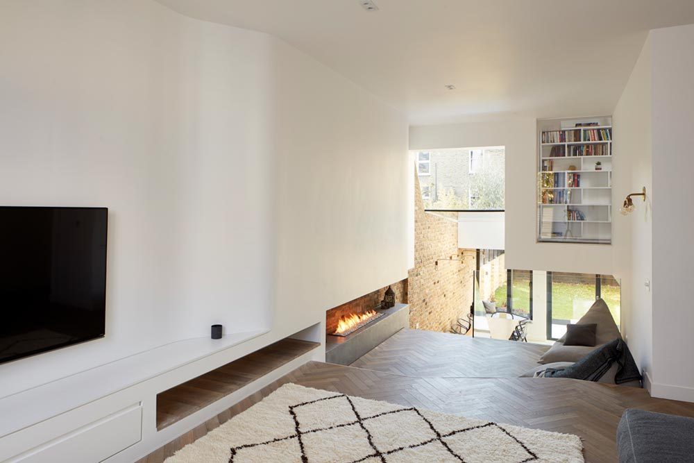 period house split level fireplace 1000x667 - The Scenario House