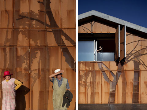 prefab house cedeira 9 - Prefabricated Nature: there’s a forest silhouette in my room