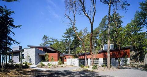 rainbow-rock-house