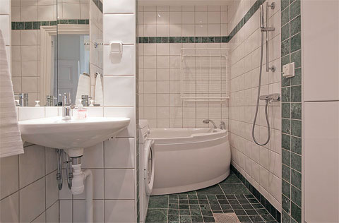 small-apartment-bathroom-se