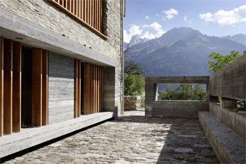 small barn house soglio 4 - Redevelopment of a barn: Blending past and present