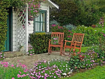 small-cottage-living-carmel