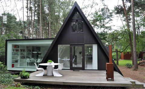 small-forest-cabin-belgium-2