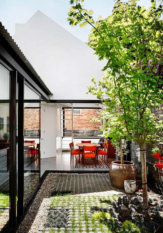 Tiny House Design W Large Openings Courtyard In Australia