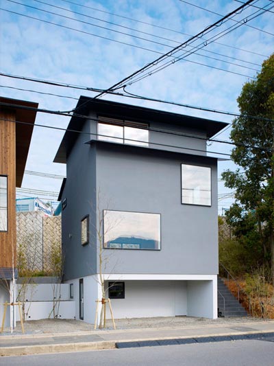 small-japanese-house-belly-1