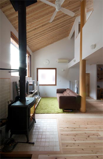 small-japanese-house-yase1