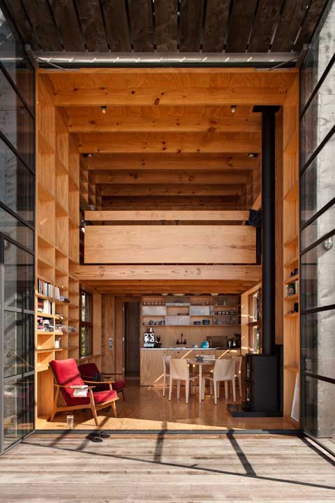 small-modern-cabin-ccca4