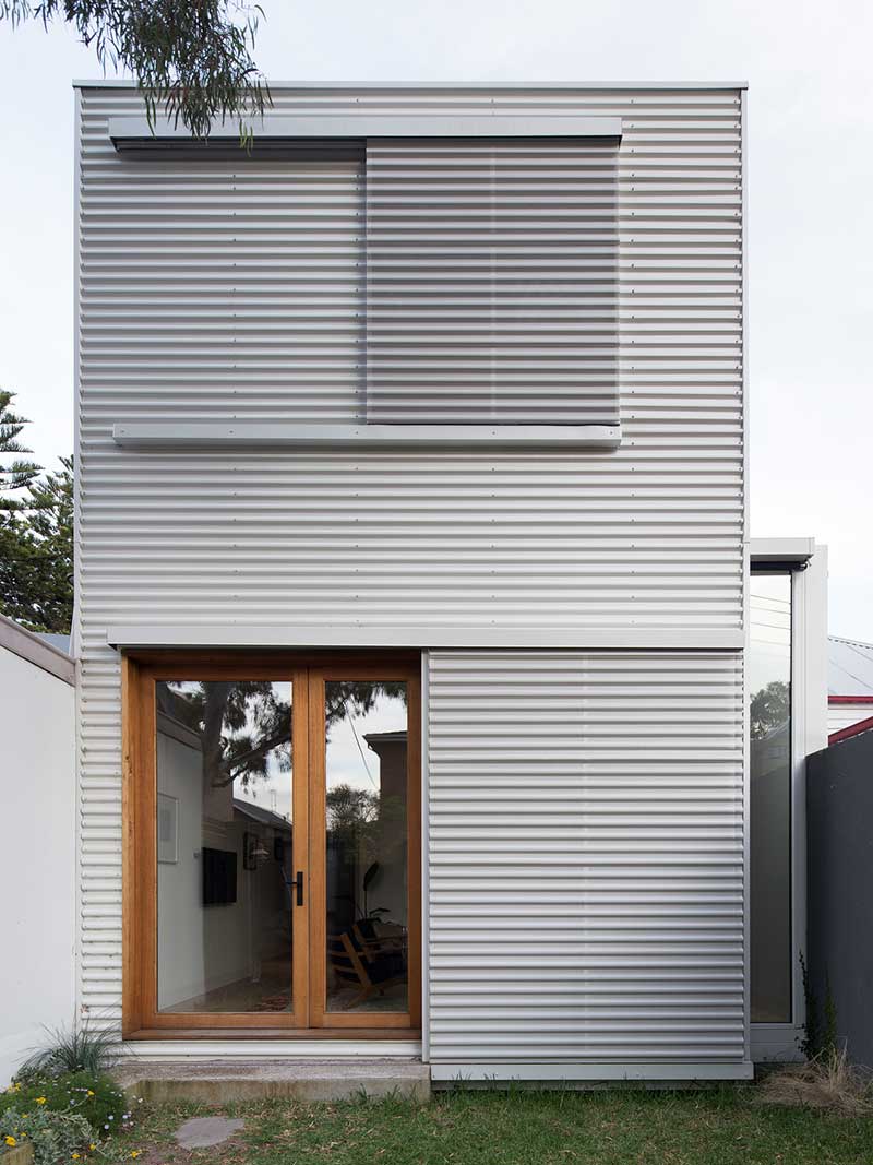 small modern cottage facade - House SE