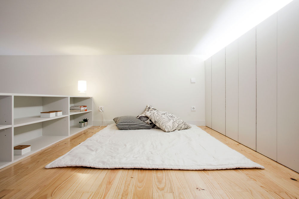 Small studio apartment bedroom design