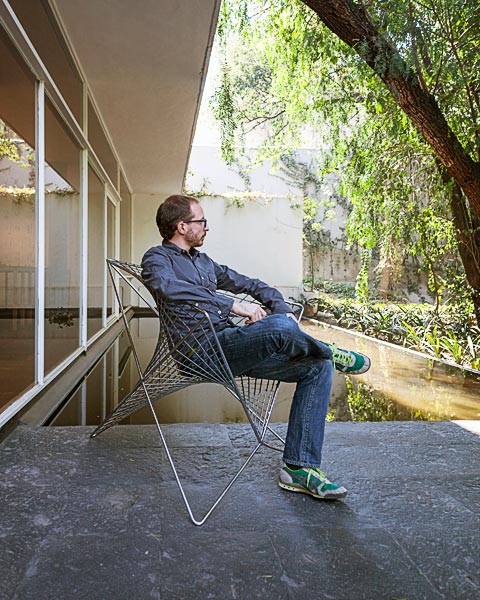 Parabola Chair: straight curves steel-chair-parabola-7