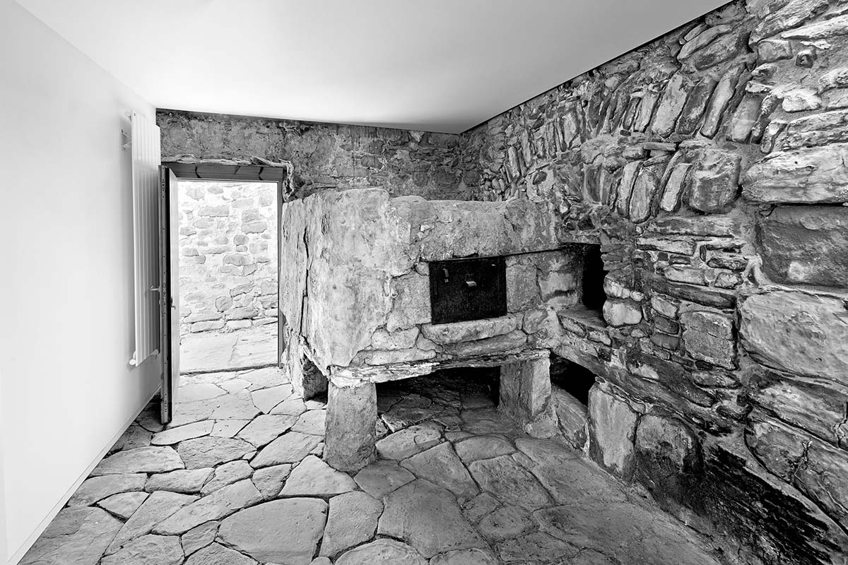 stone-house-restoration-ma4