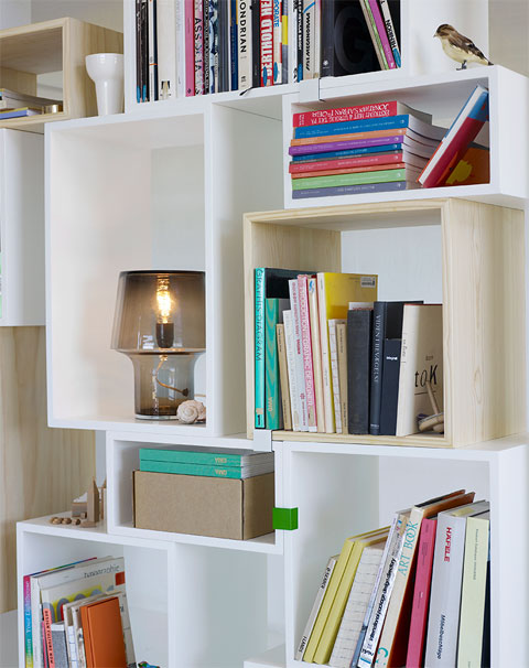 storage-shelves-stucked-4