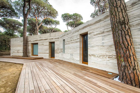 summer house massimo011 - Massimo Fiorido Summer House: Travertine Trend