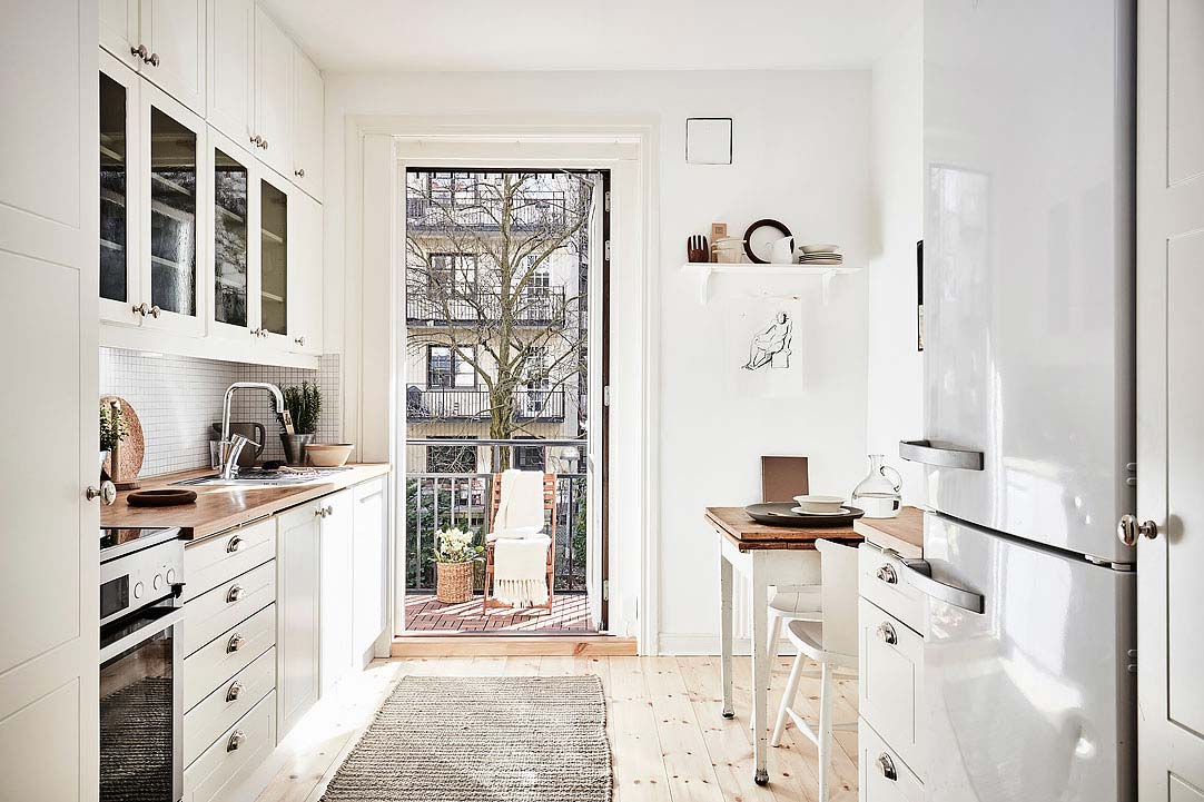 swedish apartment design 2 - Charming 20th Century Apartment