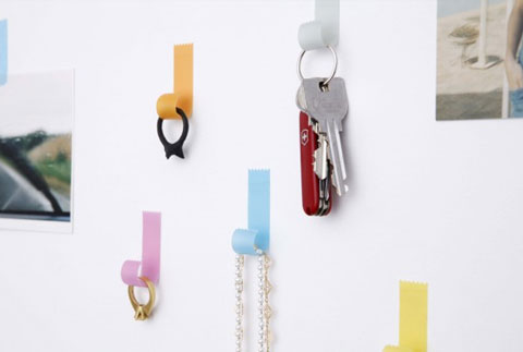 tapehook-paper-wall-hook-2