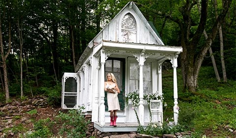 tiny-cottage-victorian-8