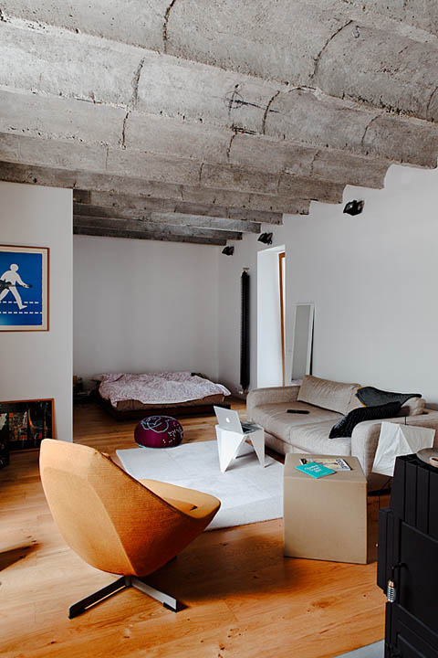 tiny-modern-loft-gutgut4