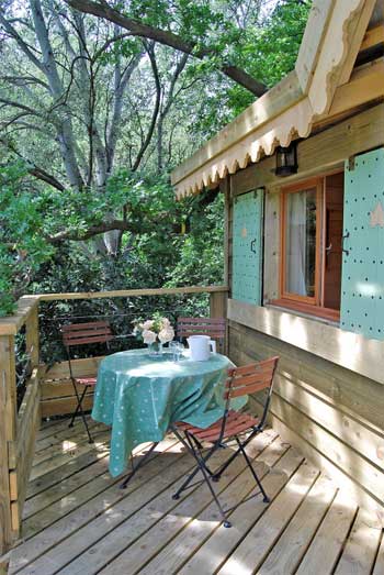 treehouse cabin pavilion 6 - The Green Pavilion: A B&B Treehouse