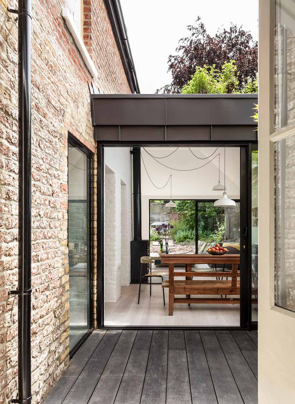 victorian house extension courtyard km - Pages Lane