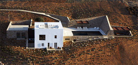 villa-greece-cliffhanger3