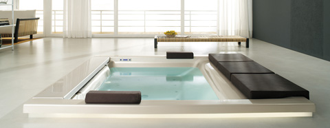 whirlpool-bathtub-seaside