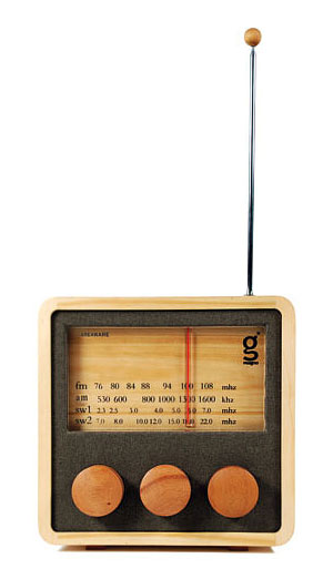 wooden-radio-magno