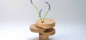 wooden vase equilibrium 300x140 - Bonsai Equilibrium Vase