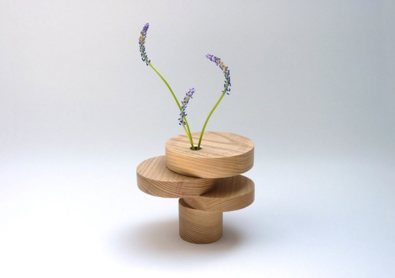 wooden vase equilibrium 800x564 - Bonsai Equilibrium Vase