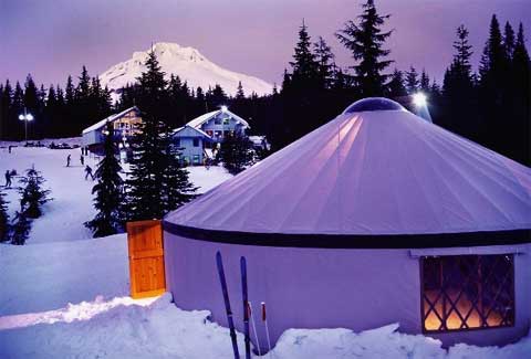 yurt-living-pacific-2